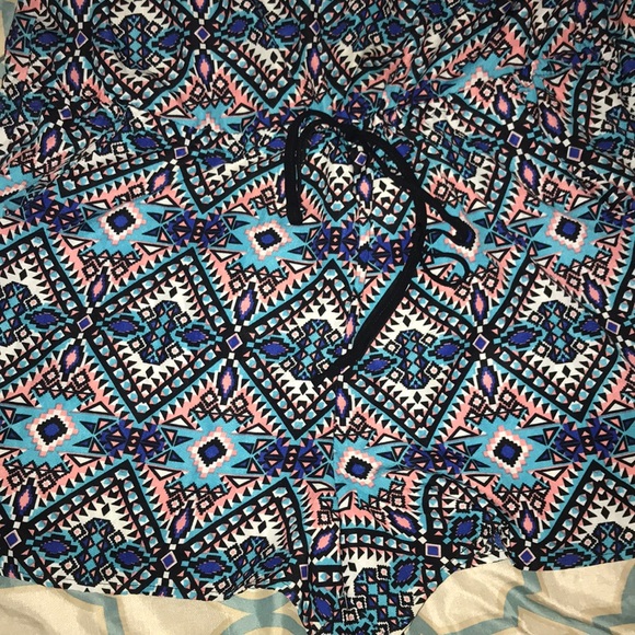 Charlotte Rouse Romper - Picture 3 of 4